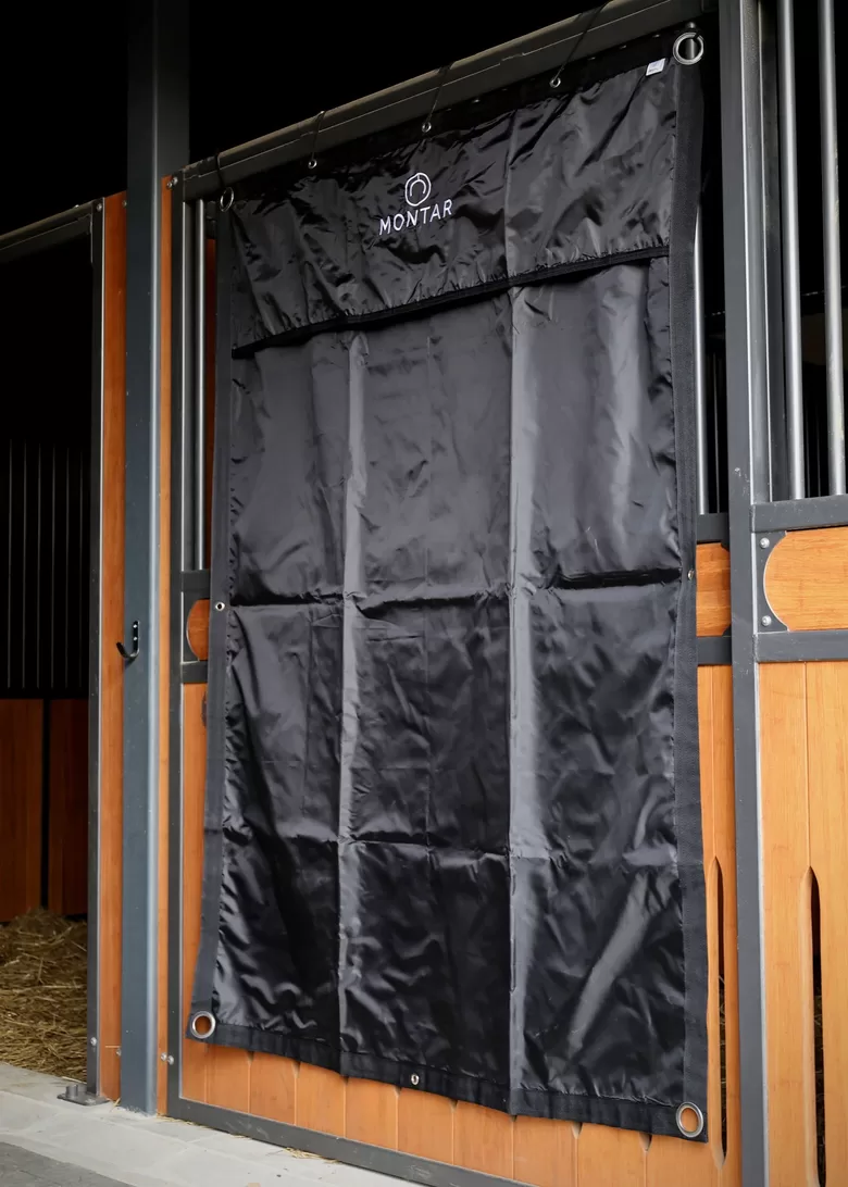 Boksipiire 140x200cm - must