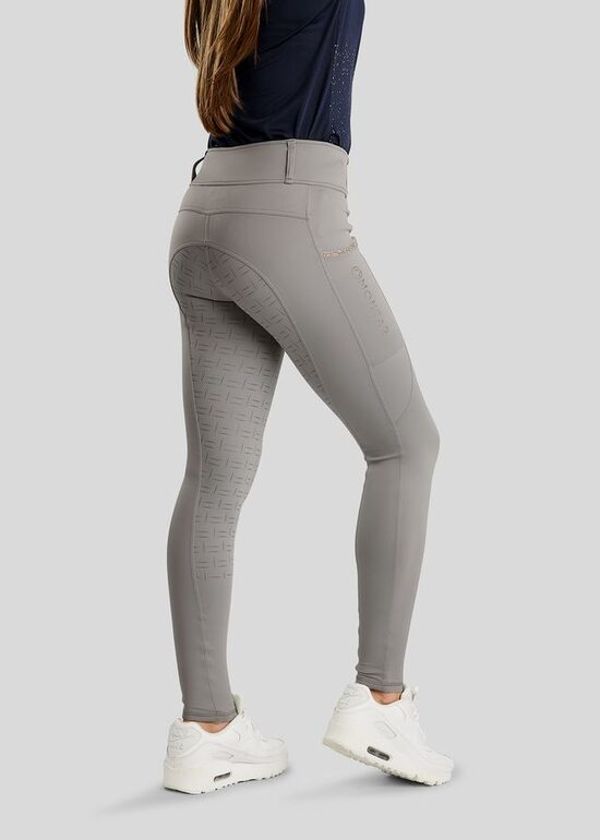 Ratsaretuusid MoLila juunior - hall